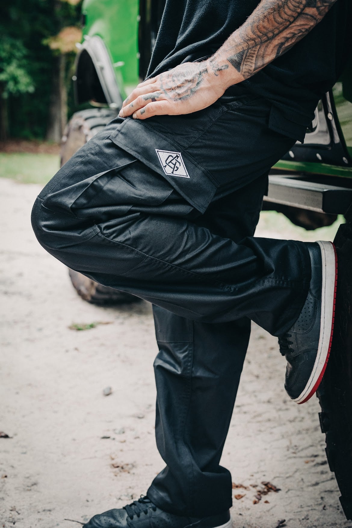 Tactical cargo hot sale pants black