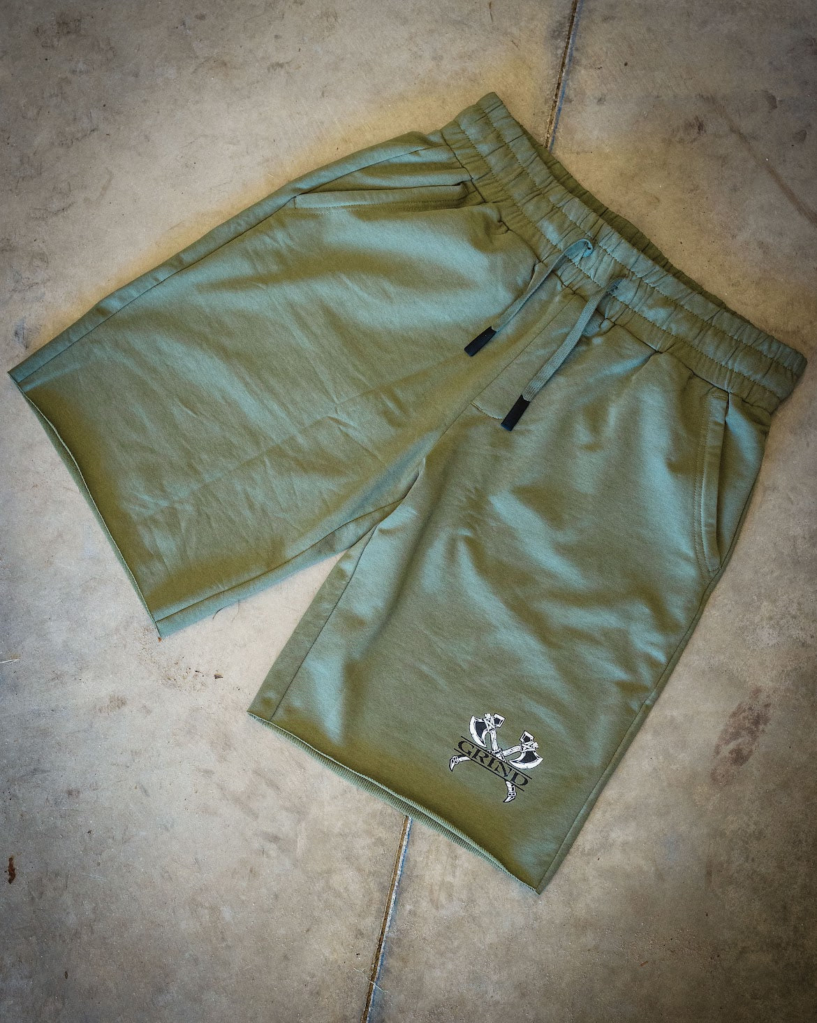 Classic Grind - Axes Green - Shorts OD